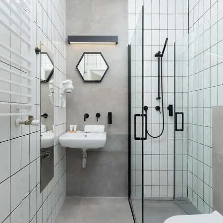 Cracow Miodowa 42 Elegant By Renters Apartment Krakau