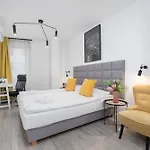 Cracow Miodowa 42 Elegant By Renters * Cracovia