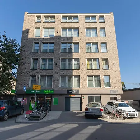 Apartamento Cracow Miodowa 42 Elegant By Renters
